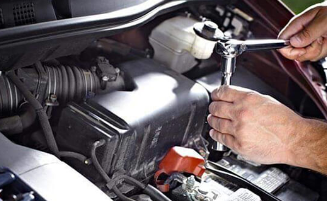 Asif Mistry Car Repair Shop Apna Sambhal