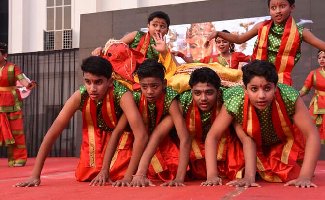 A M World School Apna Sambhal